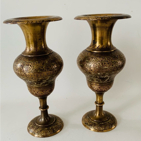 Vintage Indian Etched Florals Brass Fluted Vases Set Of 2 (7”)